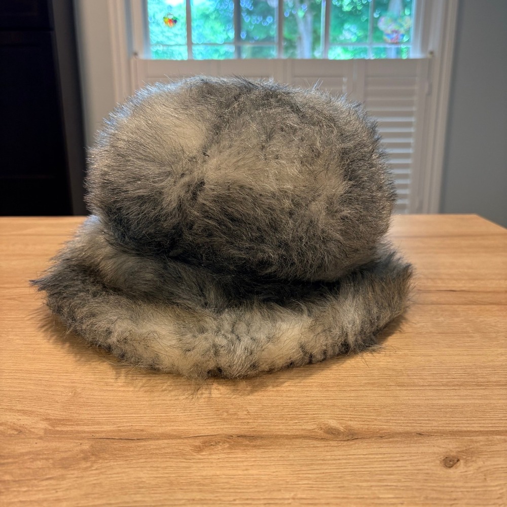 Winkelman's Vintage Faux Fur Cloche Hat Grey White Winter Plush Bucket Hat - Picture 3 of 10